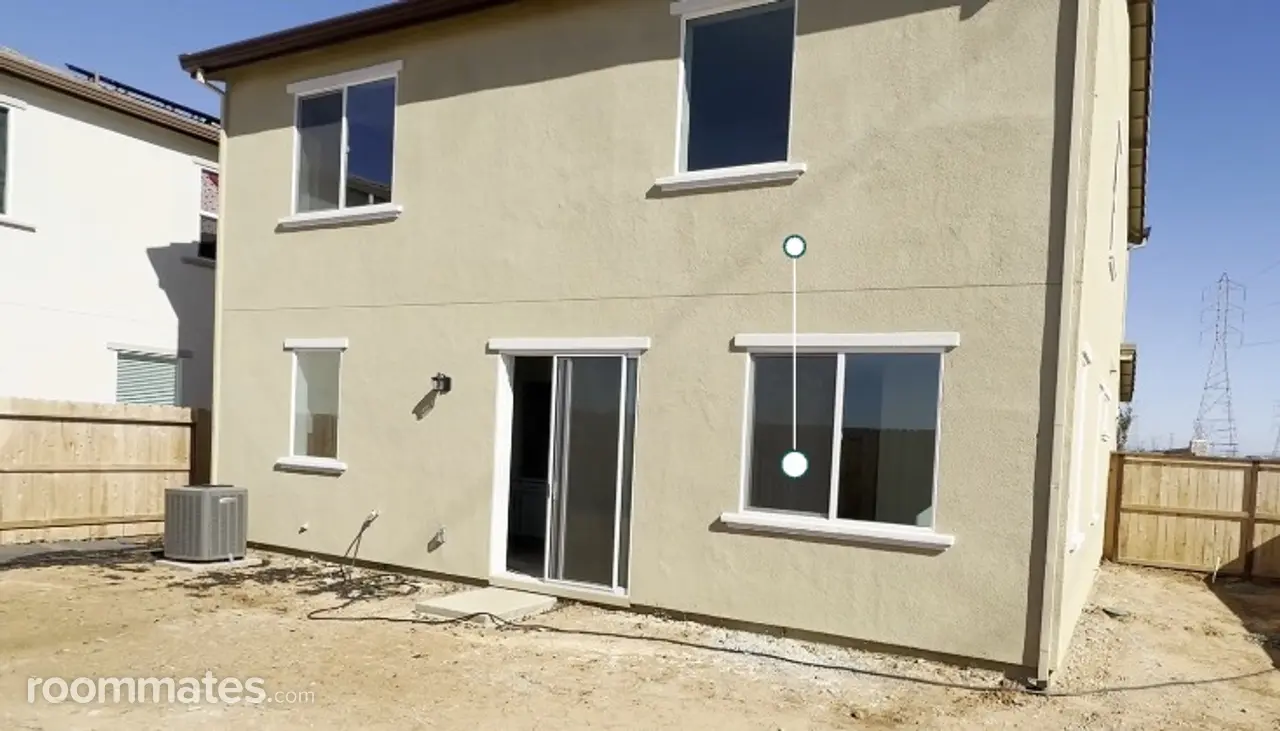 Profile photo 8 of 11