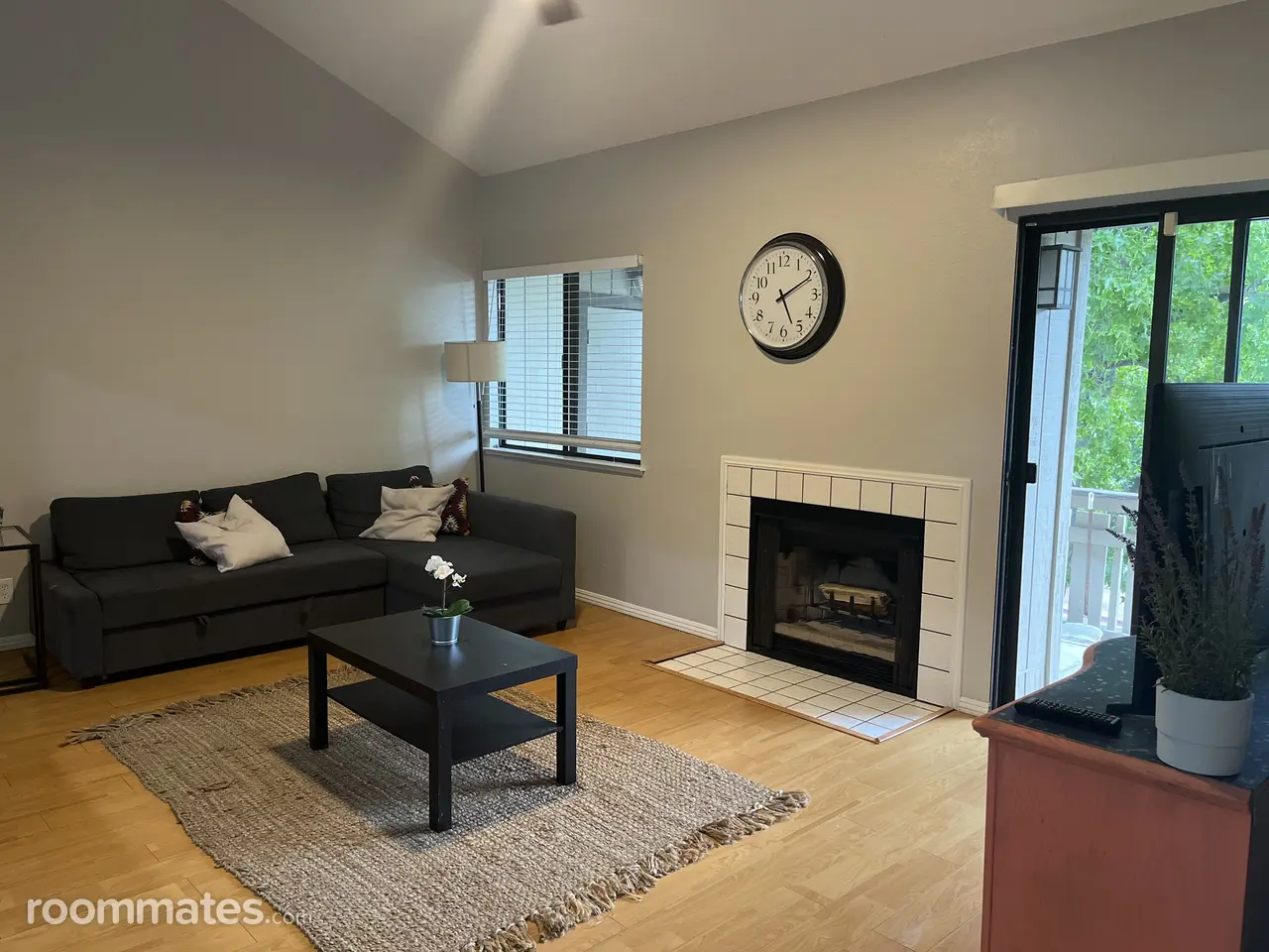 Profile photo 1 of 17