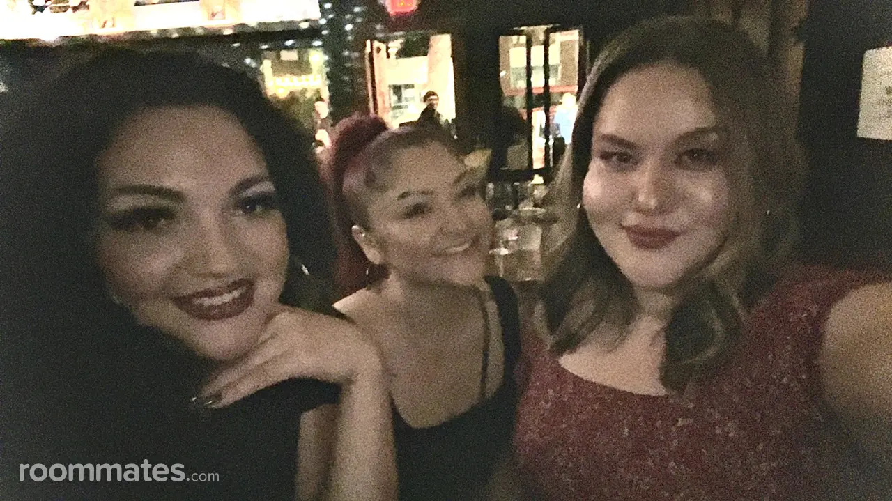 Profile photo 10 of 17