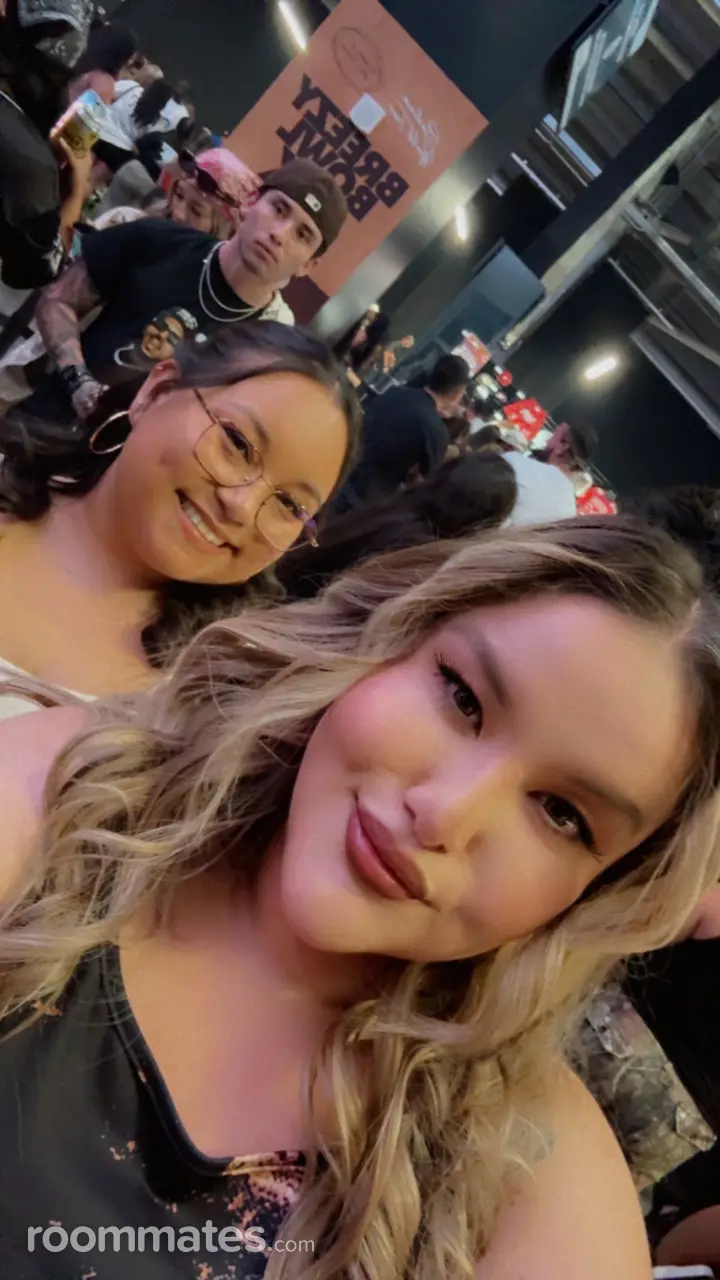 Profile photo 11 of 17