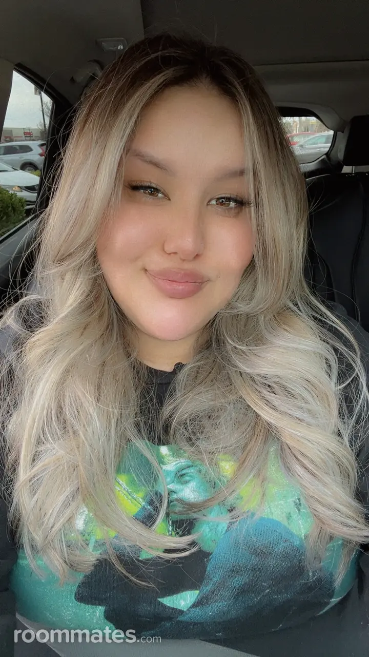 Profile photo 17 of 17