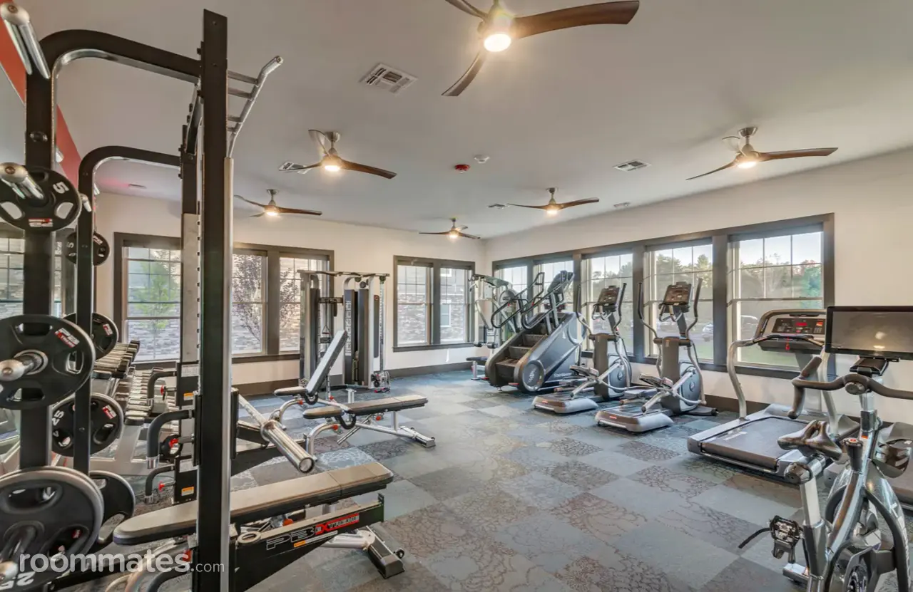 Profile photo 3 of 6