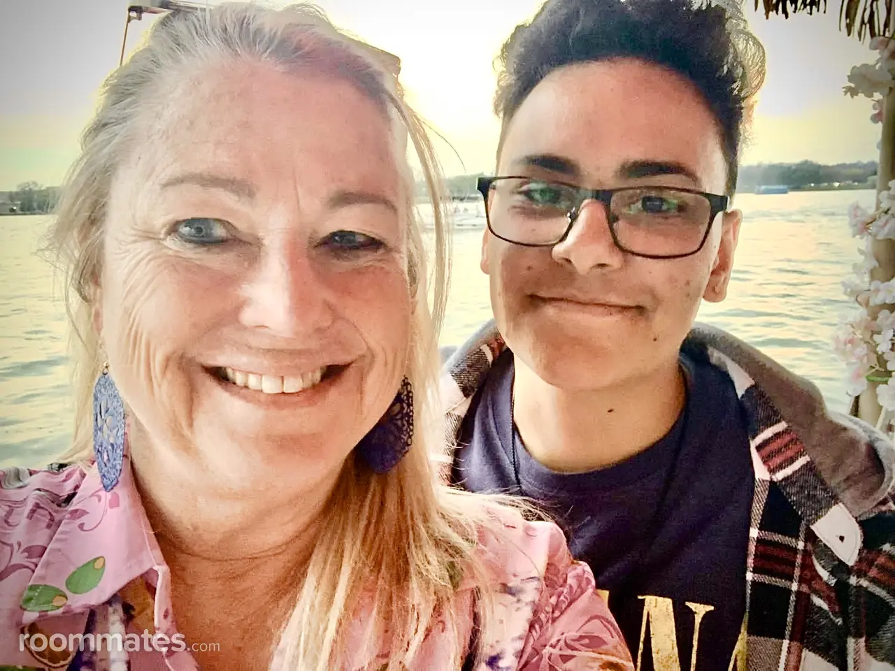 Profile photo 2 of 6