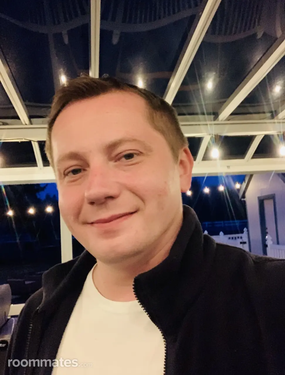 Profile photo 4 of 4