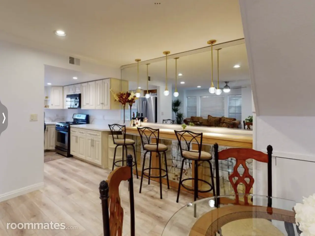 Profile photo 15 of 19