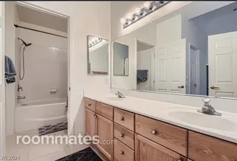 Room for rent in Las Vegas, NV $650, condo