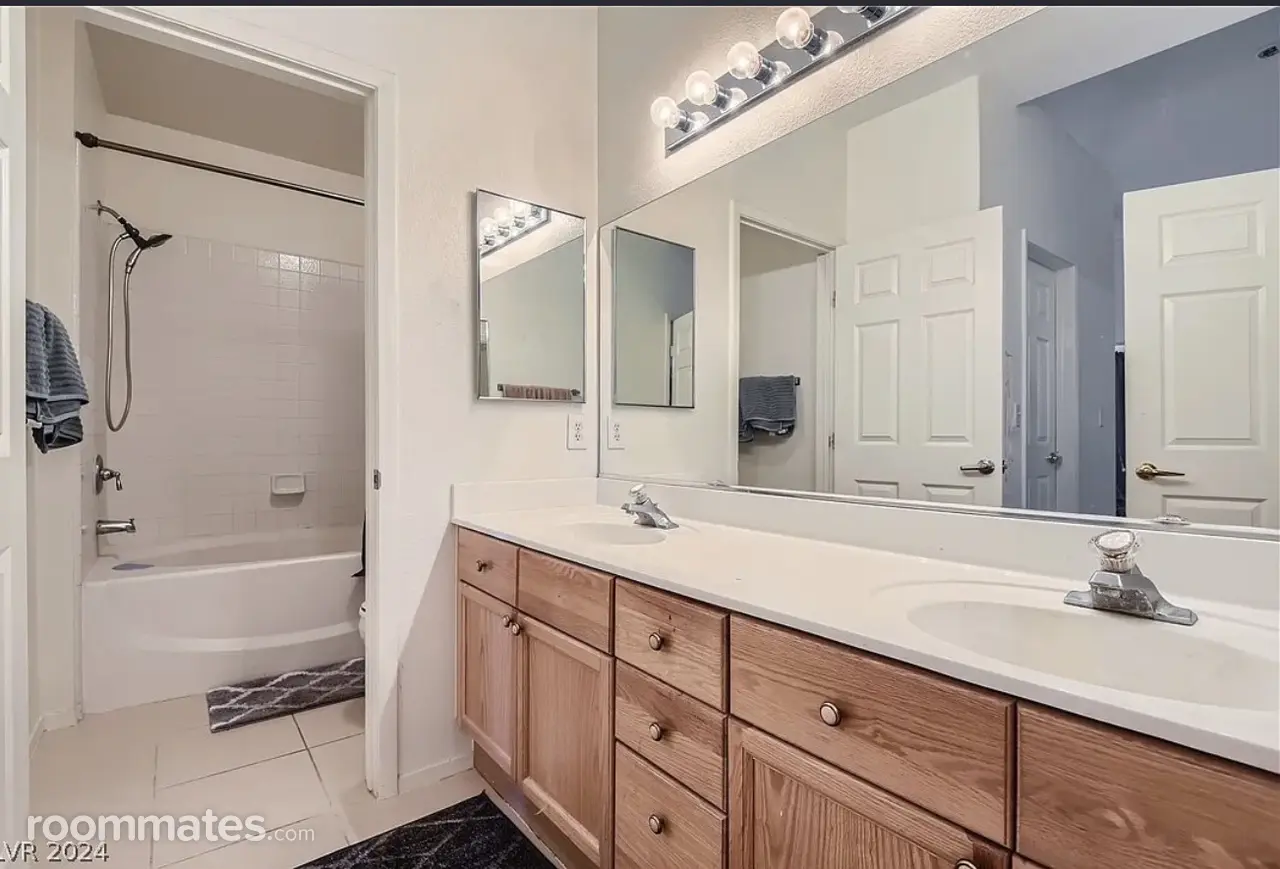 Profile photo 1 of 12