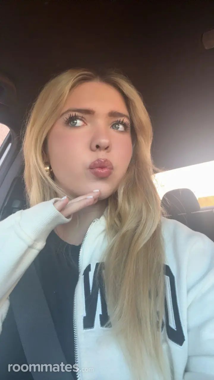 Profile photo 1 of 1