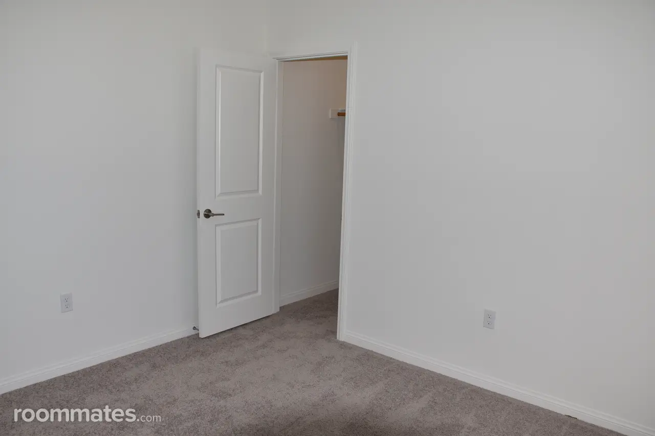 Profile photo 6 of 7