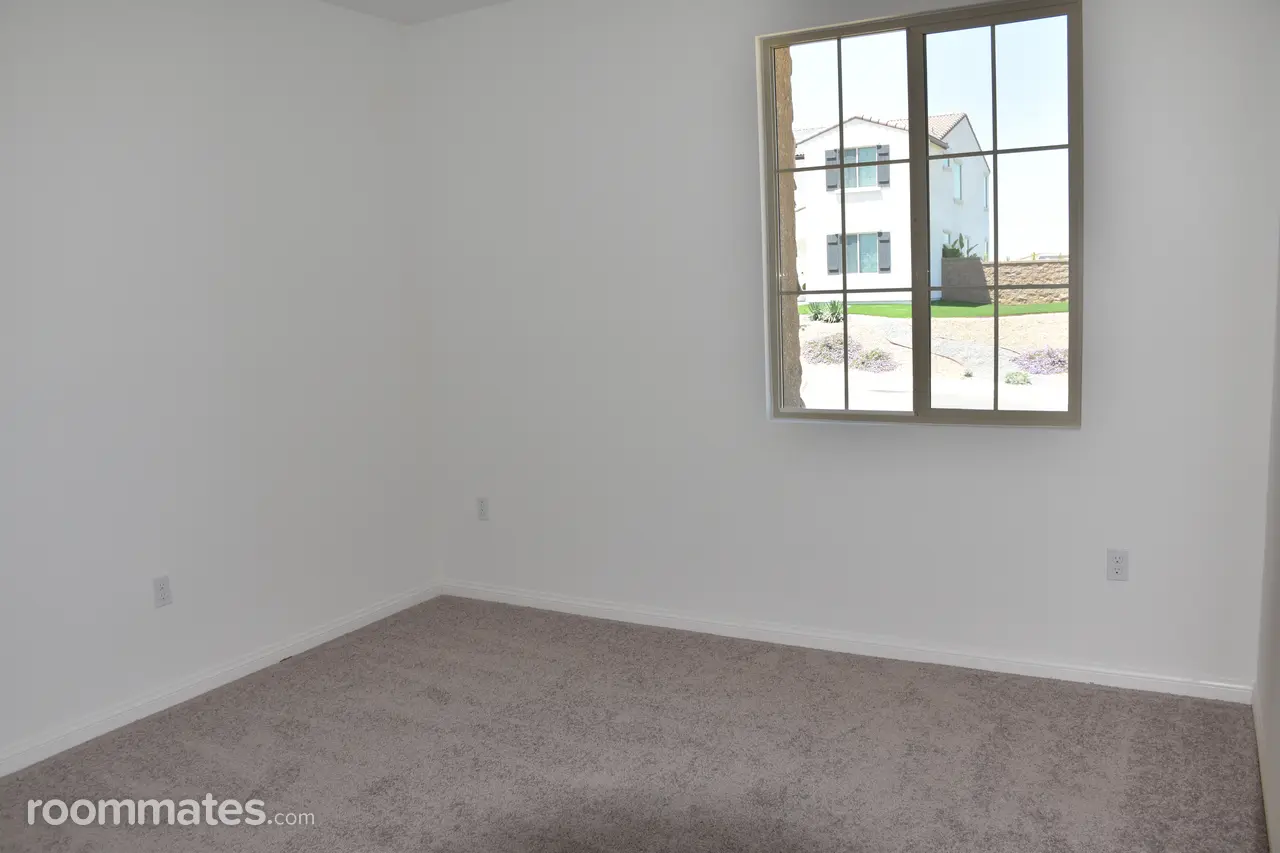 Profile photo 1 of 7