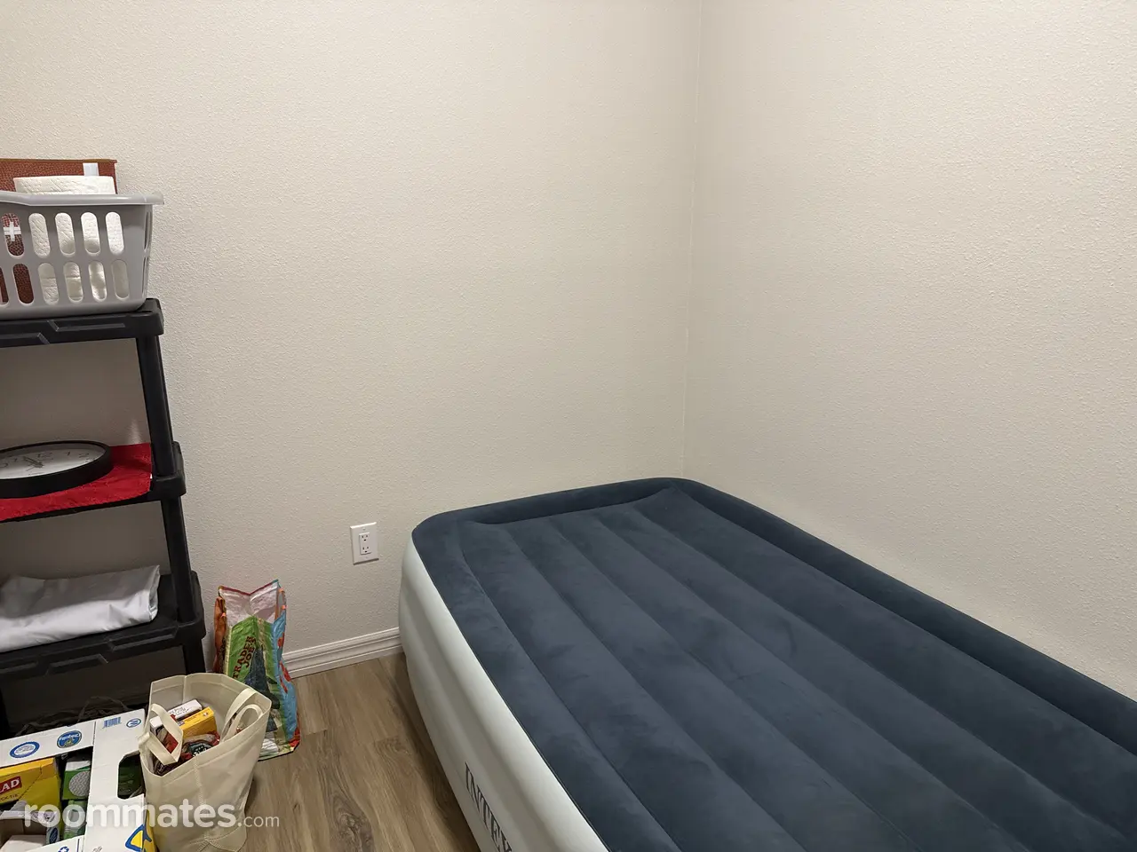 Profile photo 1 of 2