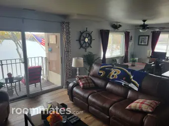 Room for rent in Glen Burnie, MD $900, condo