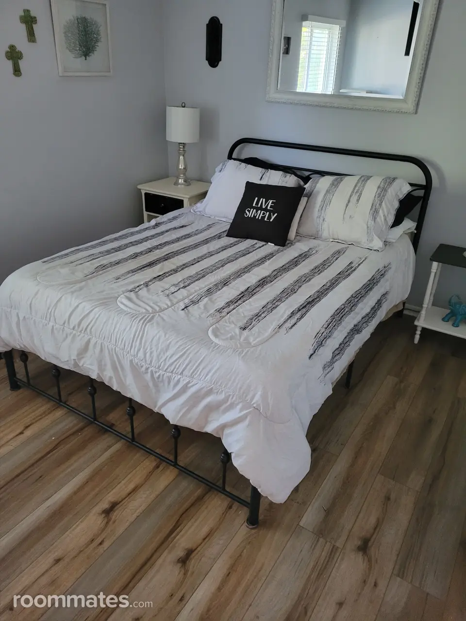 Profile photo 4 of 8