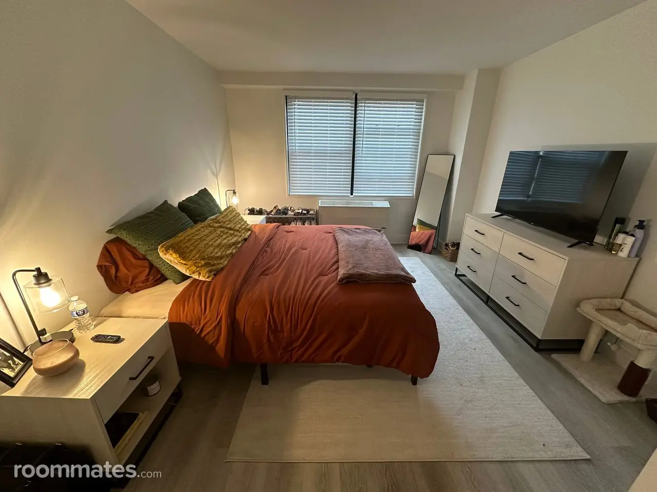 Profile photo 4 of 6