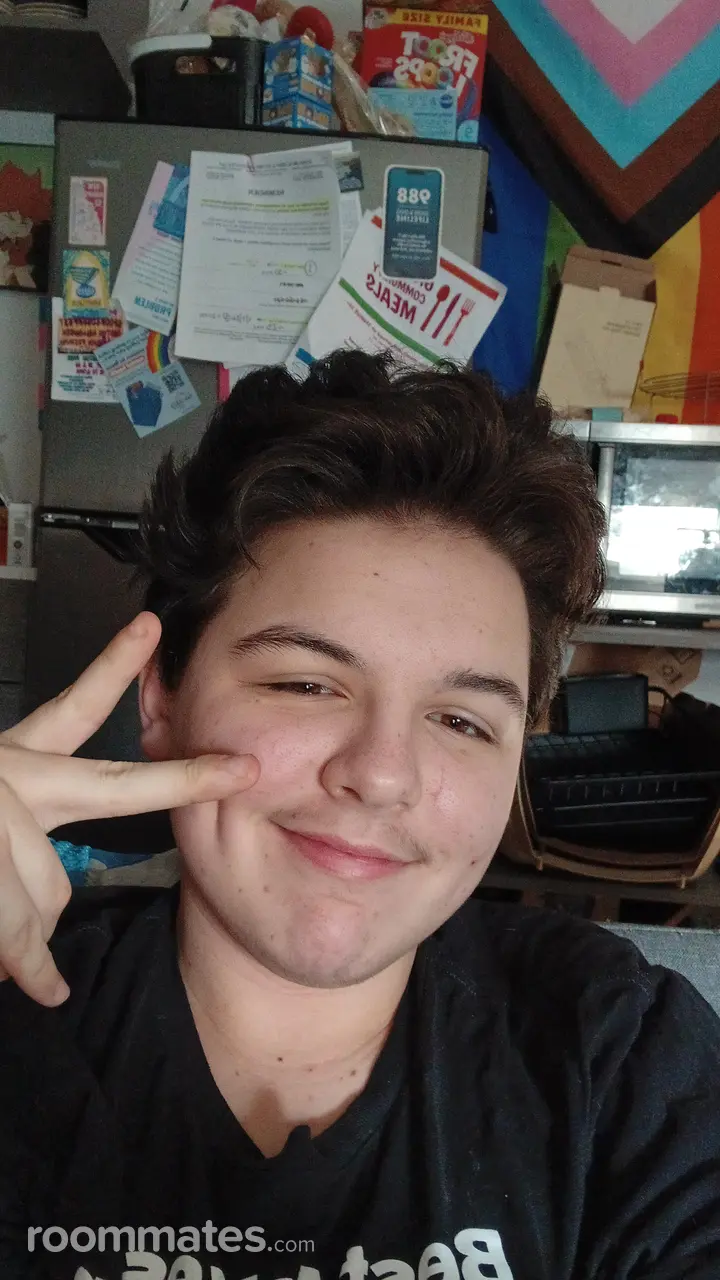 Profile photo 1 of 4