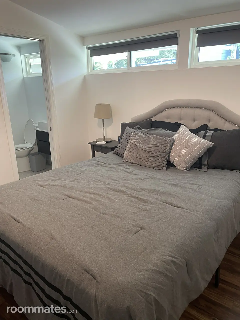 Profile photo 4 of 9