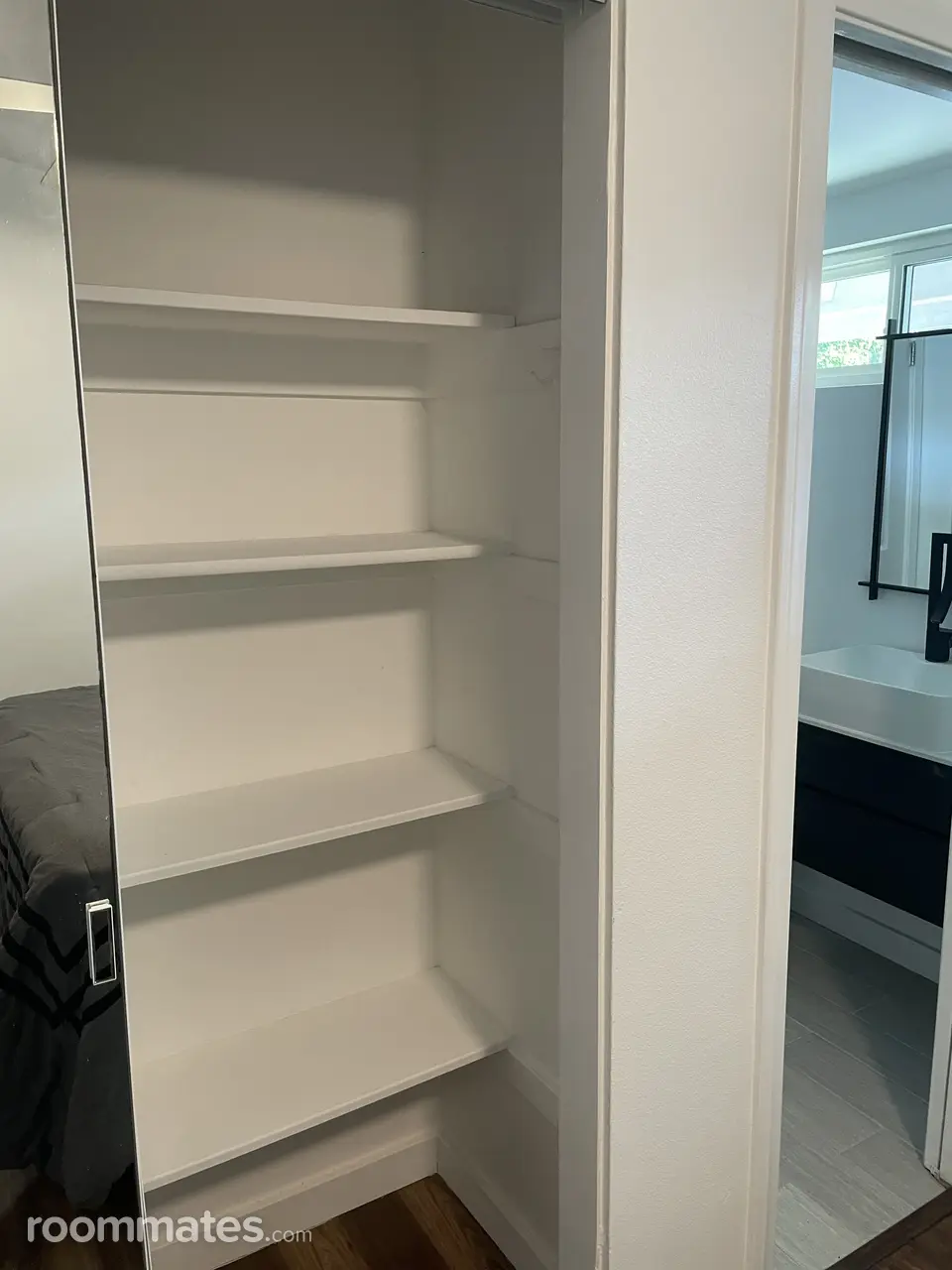 Profile photo 5 of 9