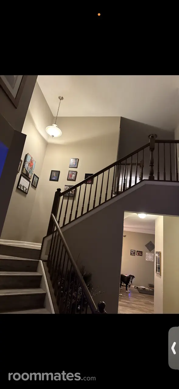 Profile photo 1 of 3