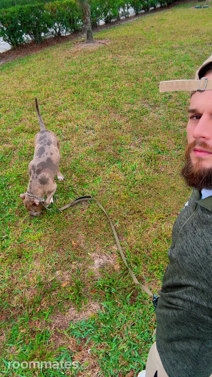 Profile photo 4 of 4