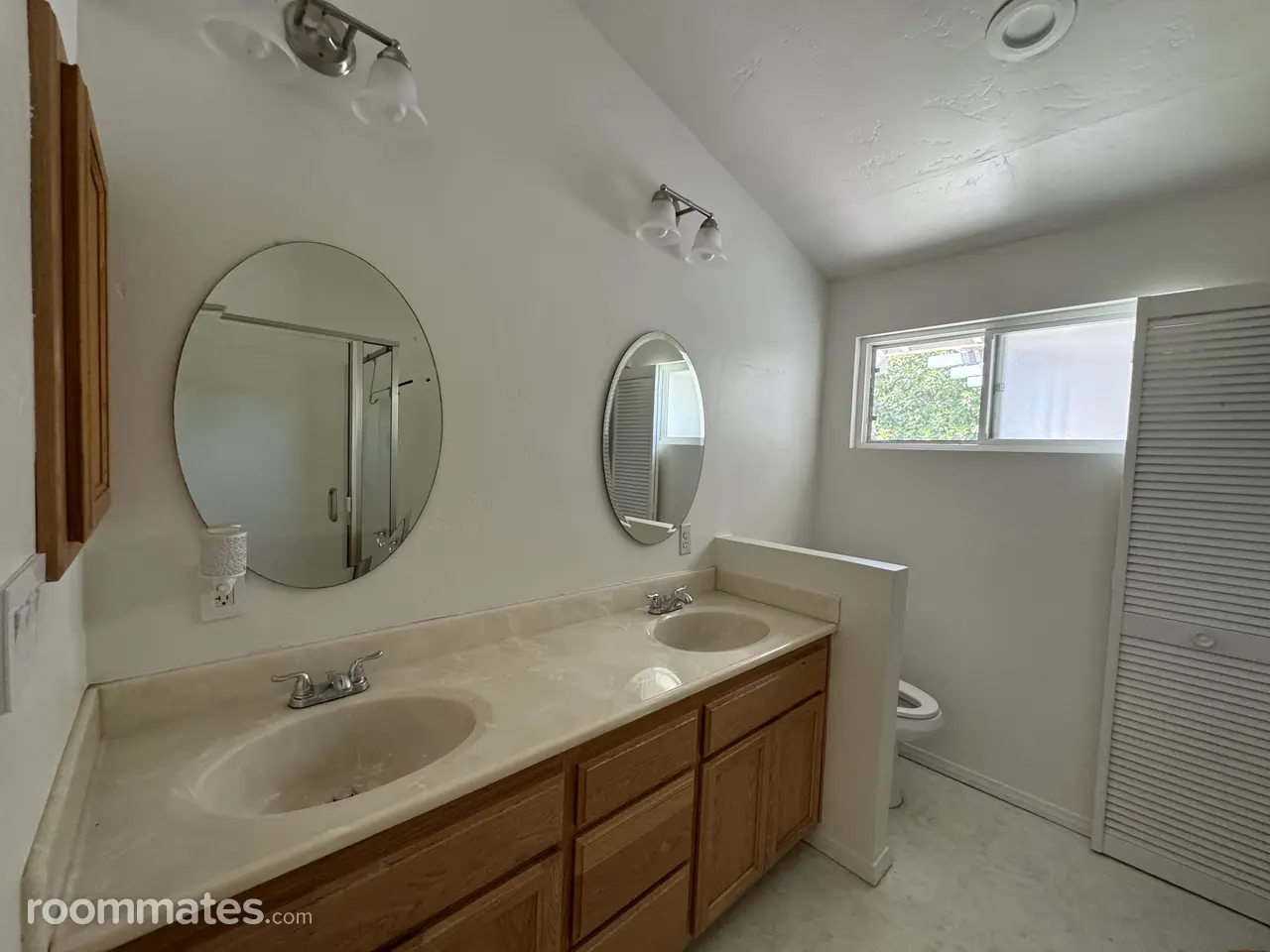 Profile photo 4 of 9