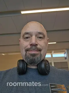 Roommate looking Olathe, KS, $600