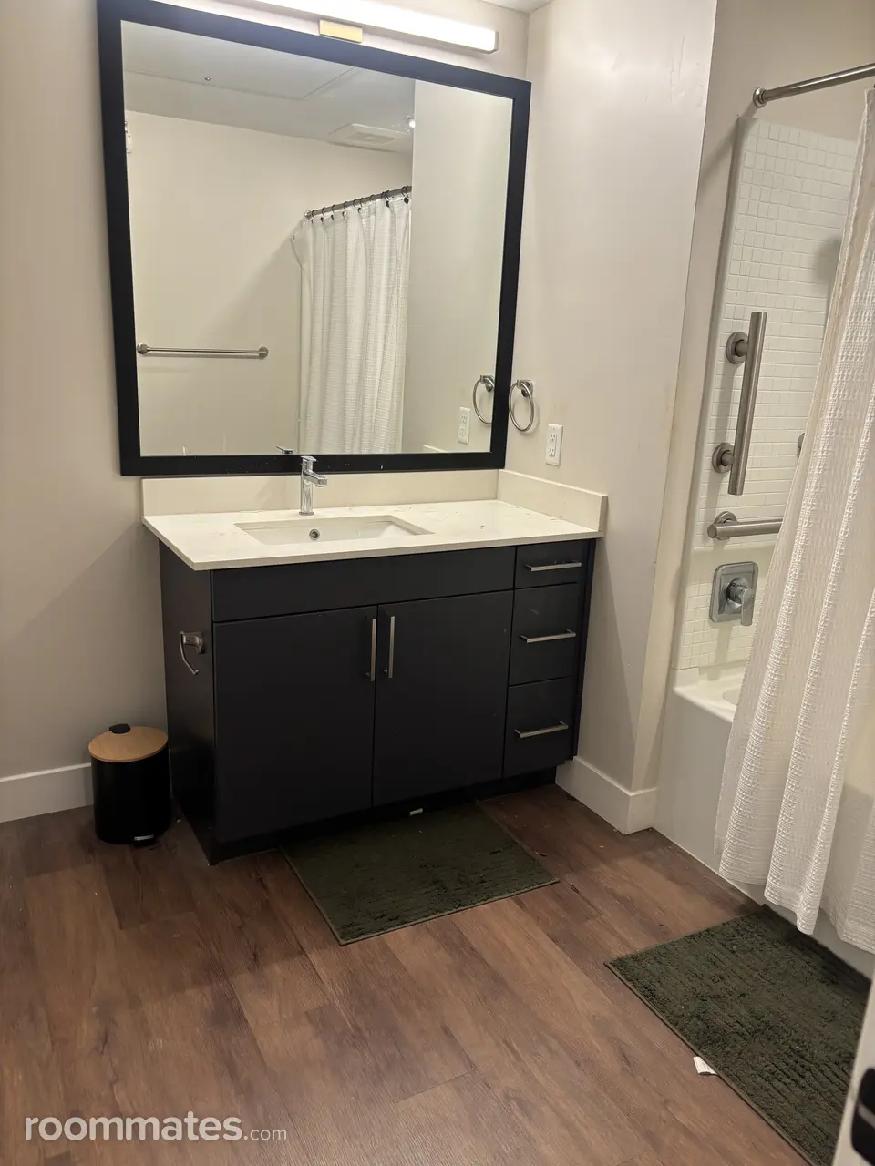 Profile photo 7 of 11