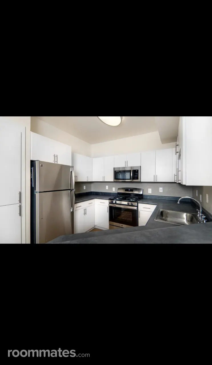 Profile photo 1 of 3