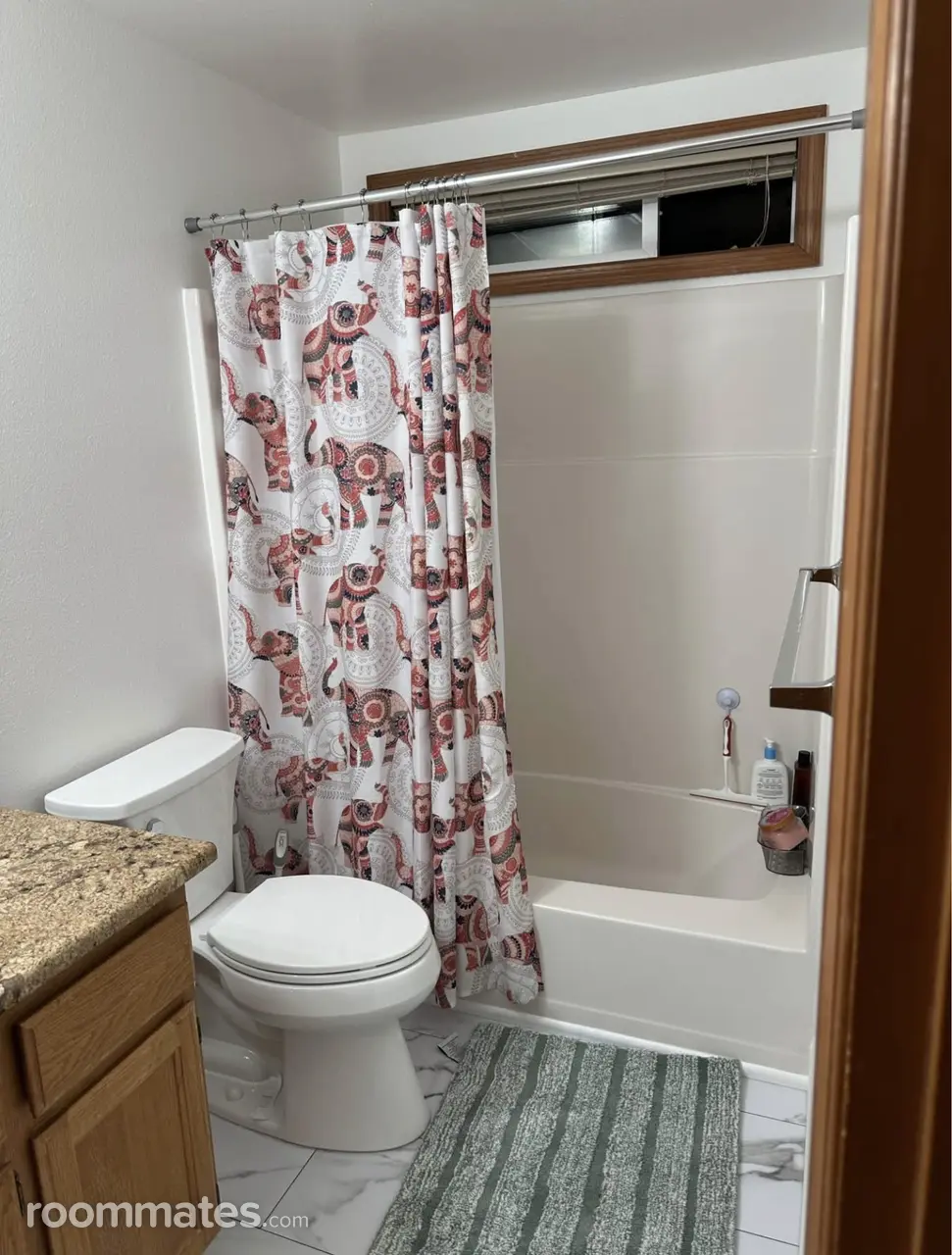 Profile photo 5 of 11