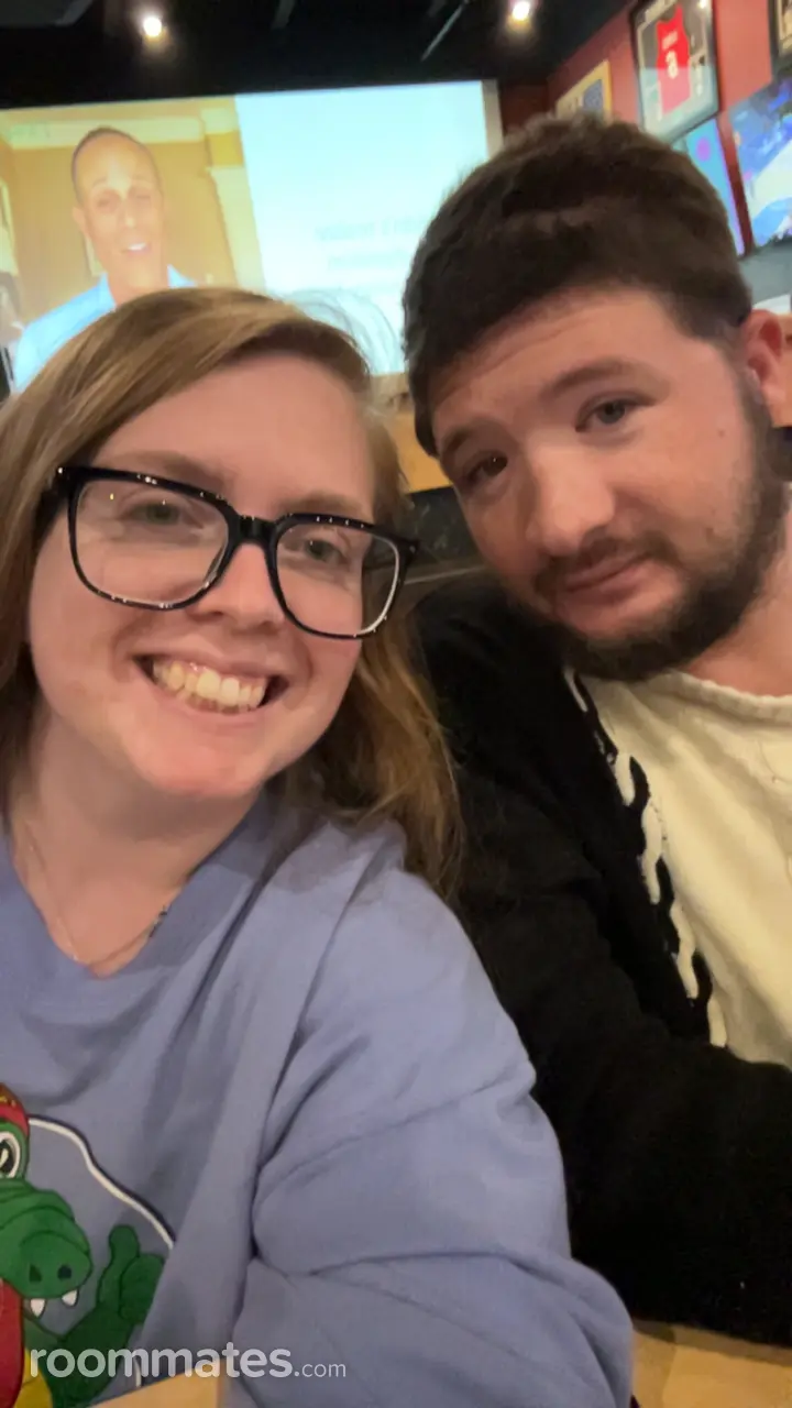 Profile photo 3 of 8