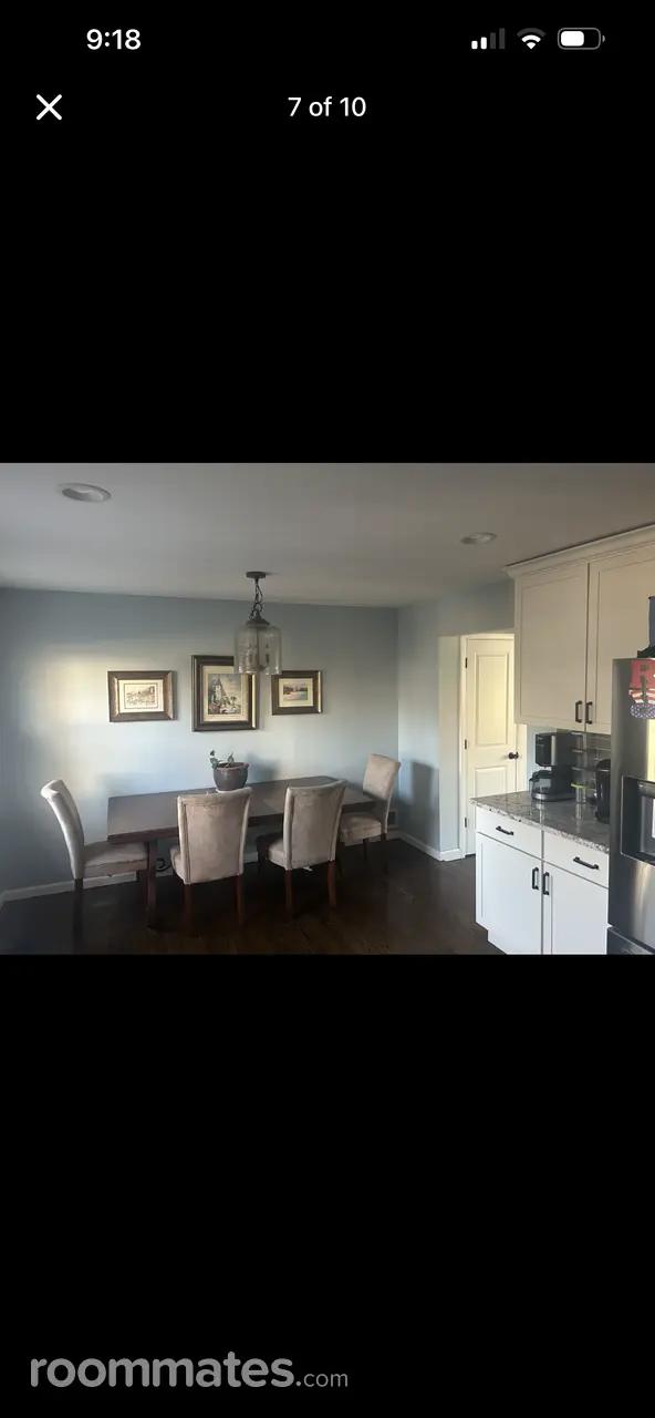 Profile photo 7 of 11