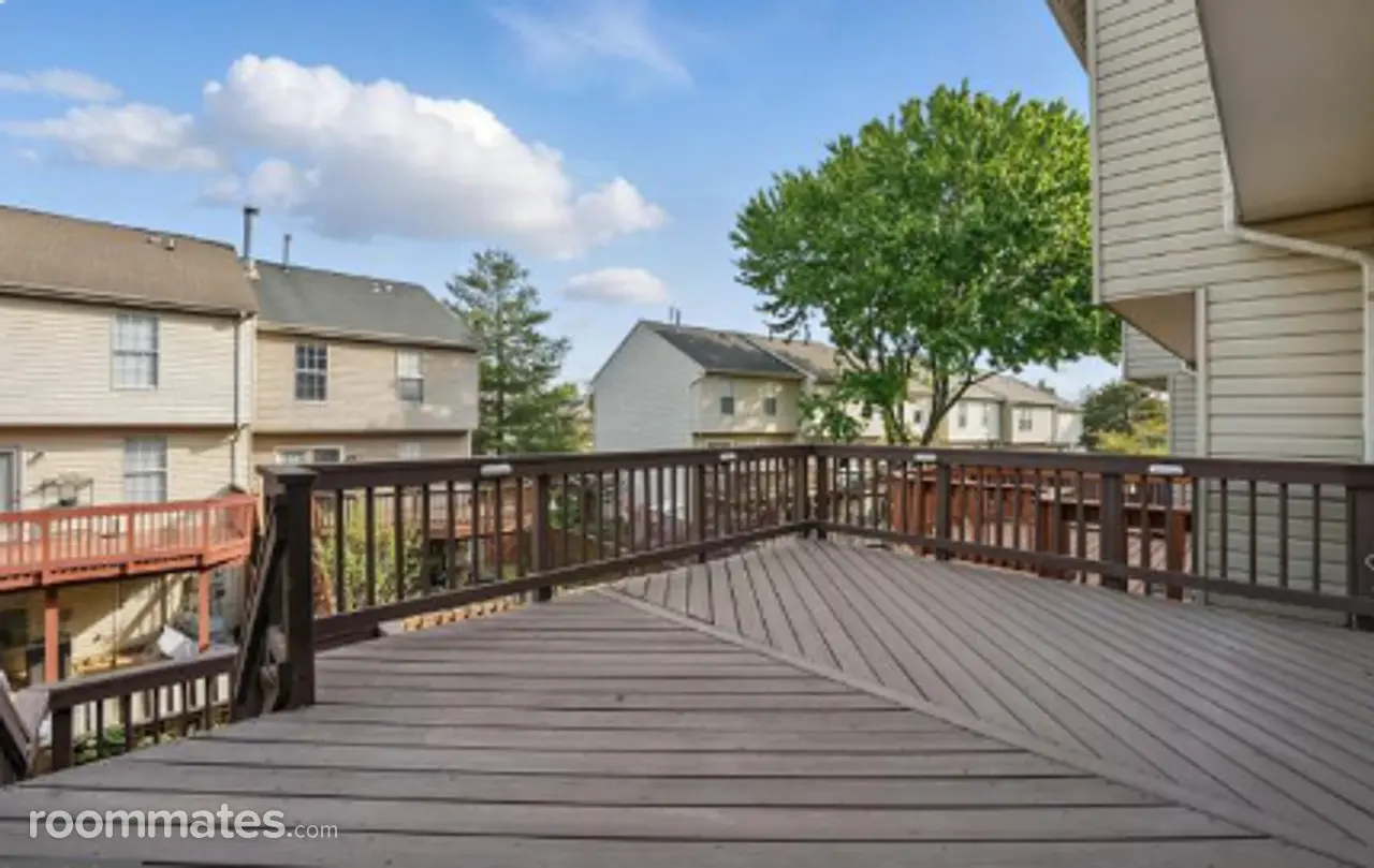 Profile photo 3 of 7