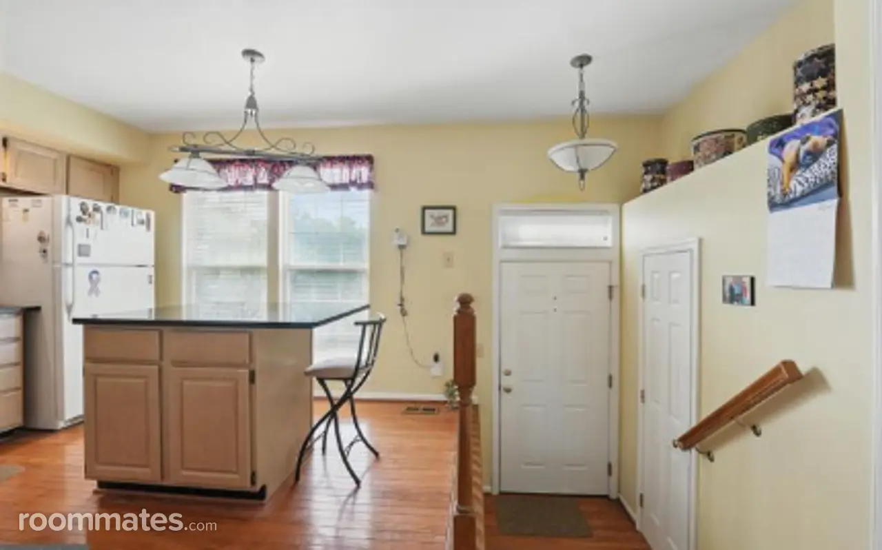 Profile photo 2 of 7