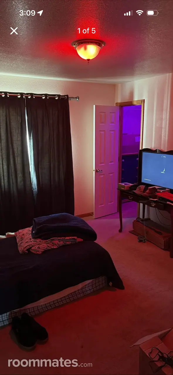 Profile photo 4 of 6