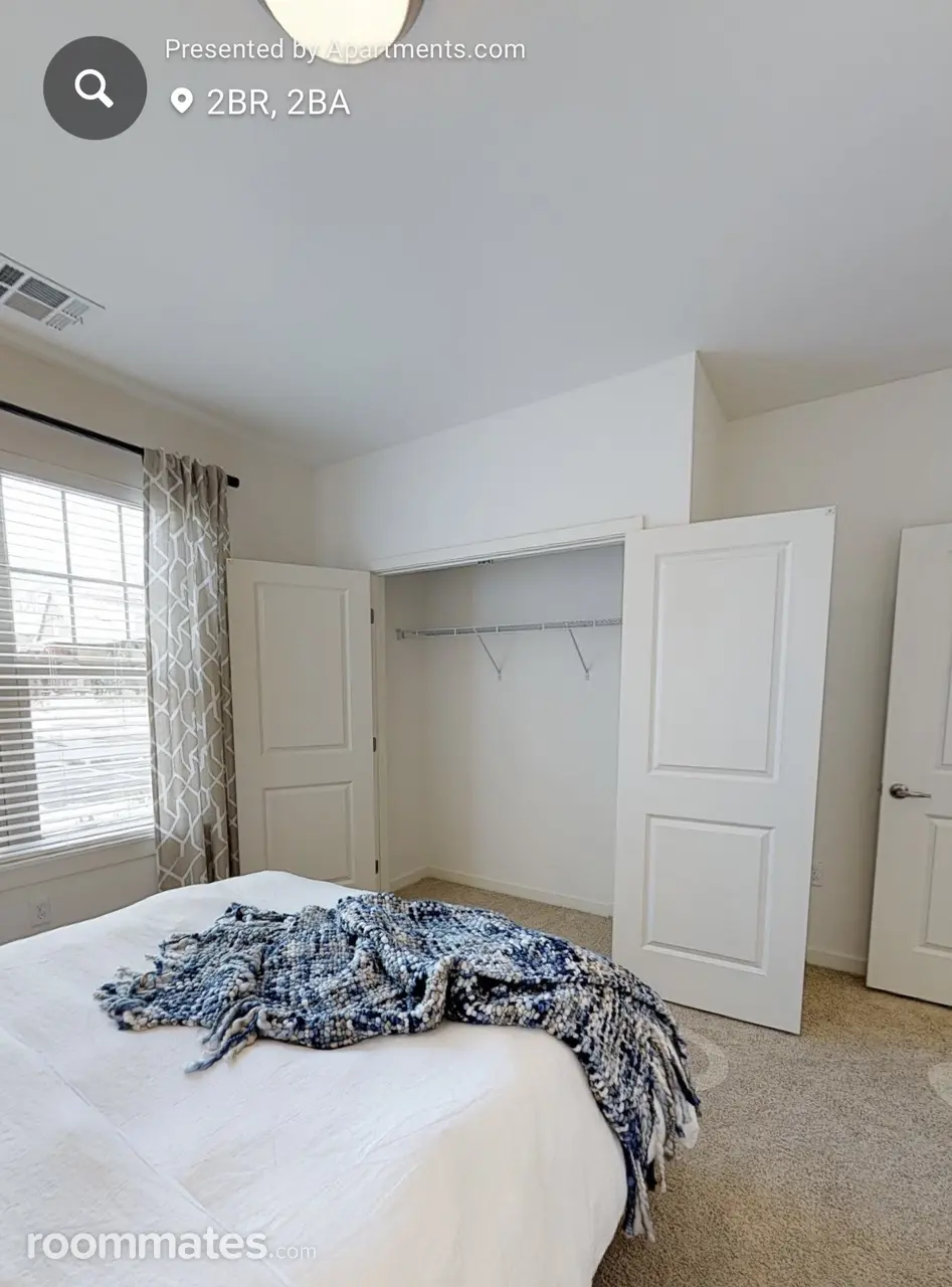 Profile photo 1 of 7