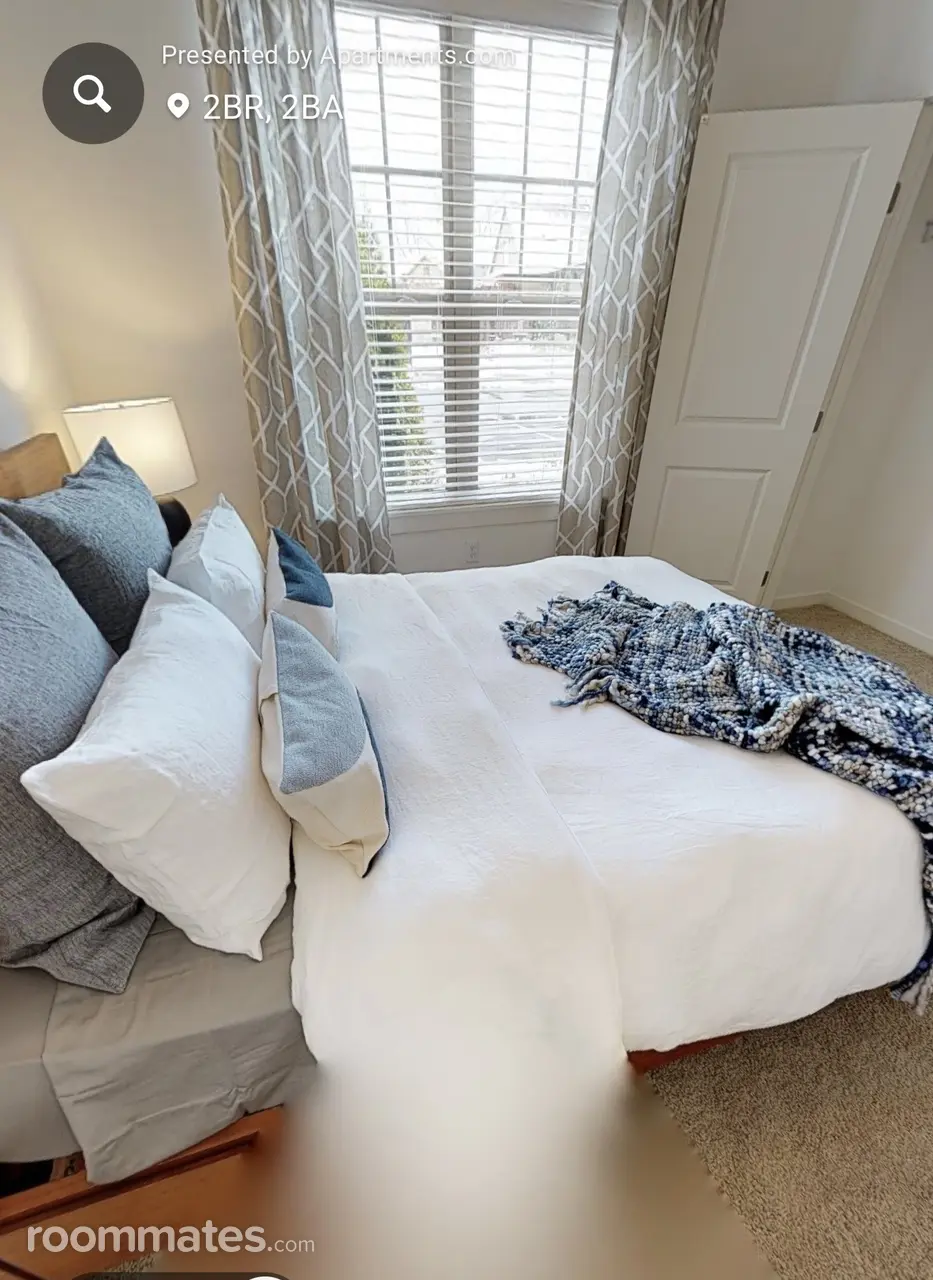 Profile photo 5 of 7