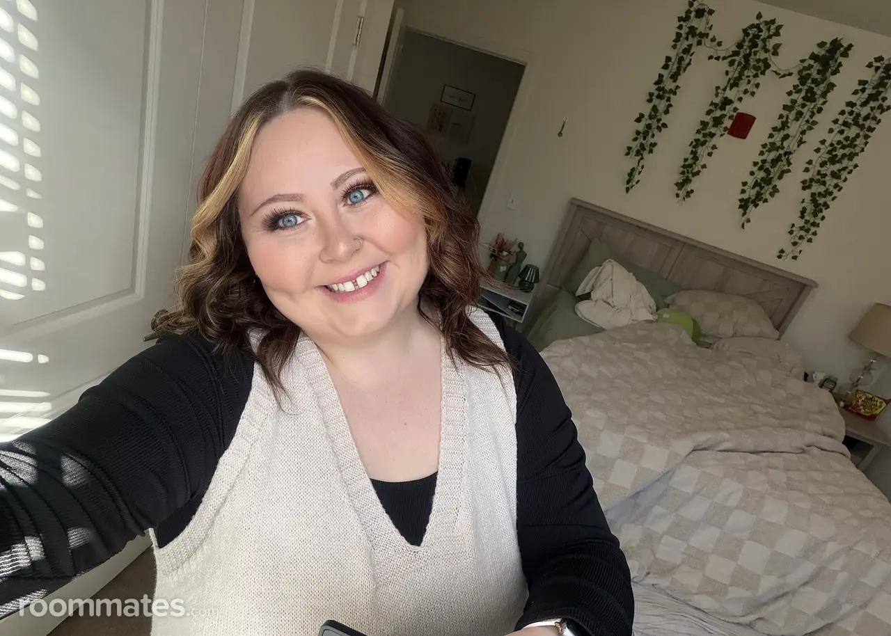 Profile photo 7 of 7