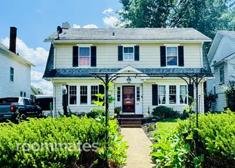 Room for rent in New Castle, PA $500, house