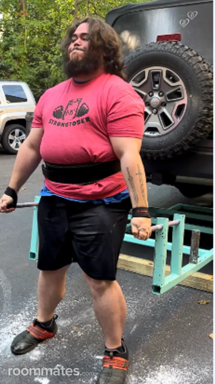 Profile photo 1 of 1