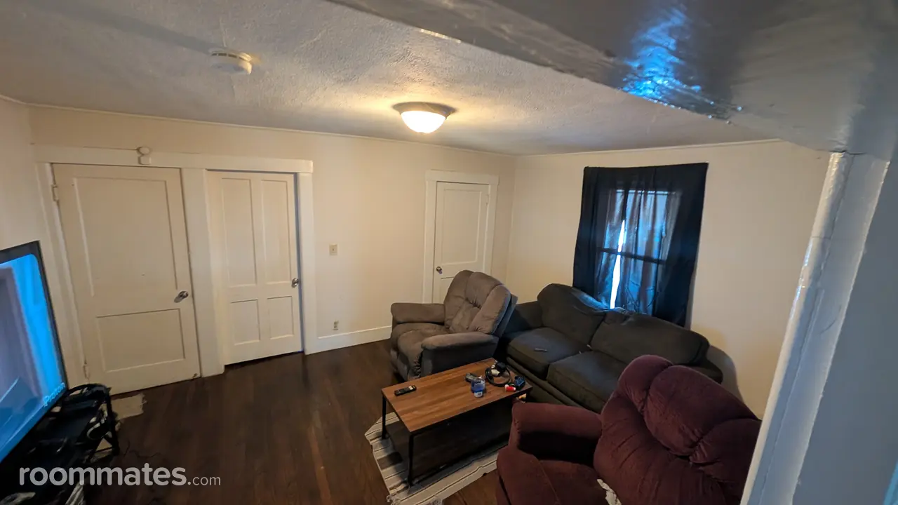 Profile photo 5 of 7