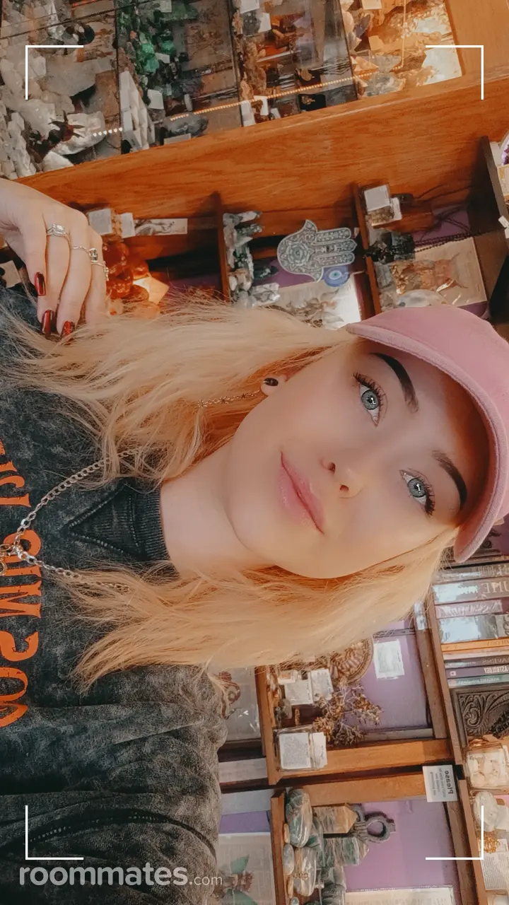 Profile photo 1 of 1