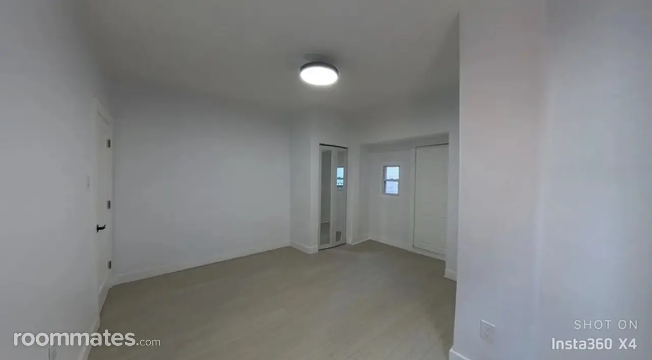 Profile photo 2 of 3