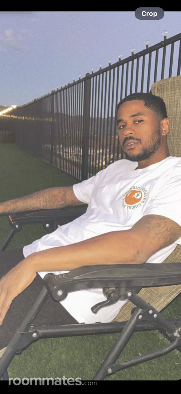 Profile photo 1 of 1