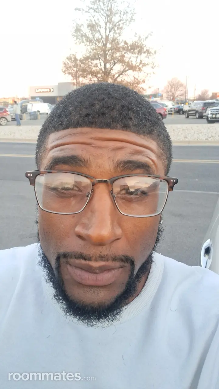 Profile photo 1 of 1