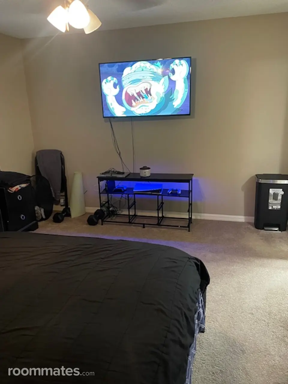 Profile photo 1 of 7