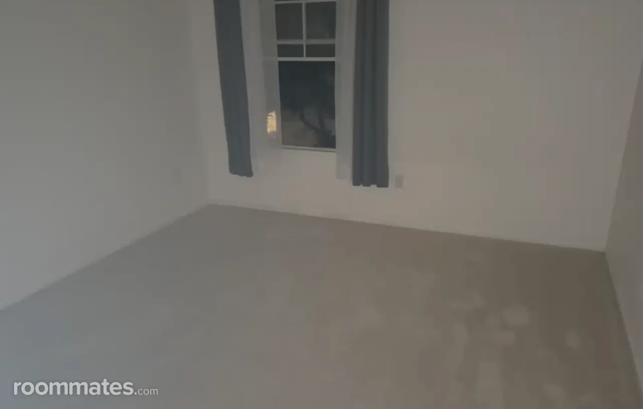 Profile photo 4 of 8