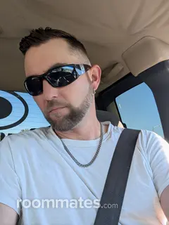 Roommate looking Sacramento, CA, $800