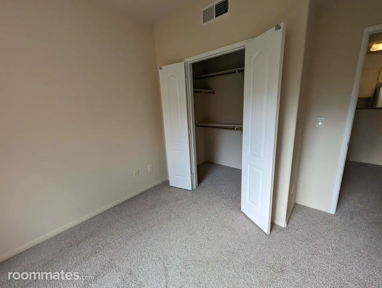 Profile photo 4 of 6