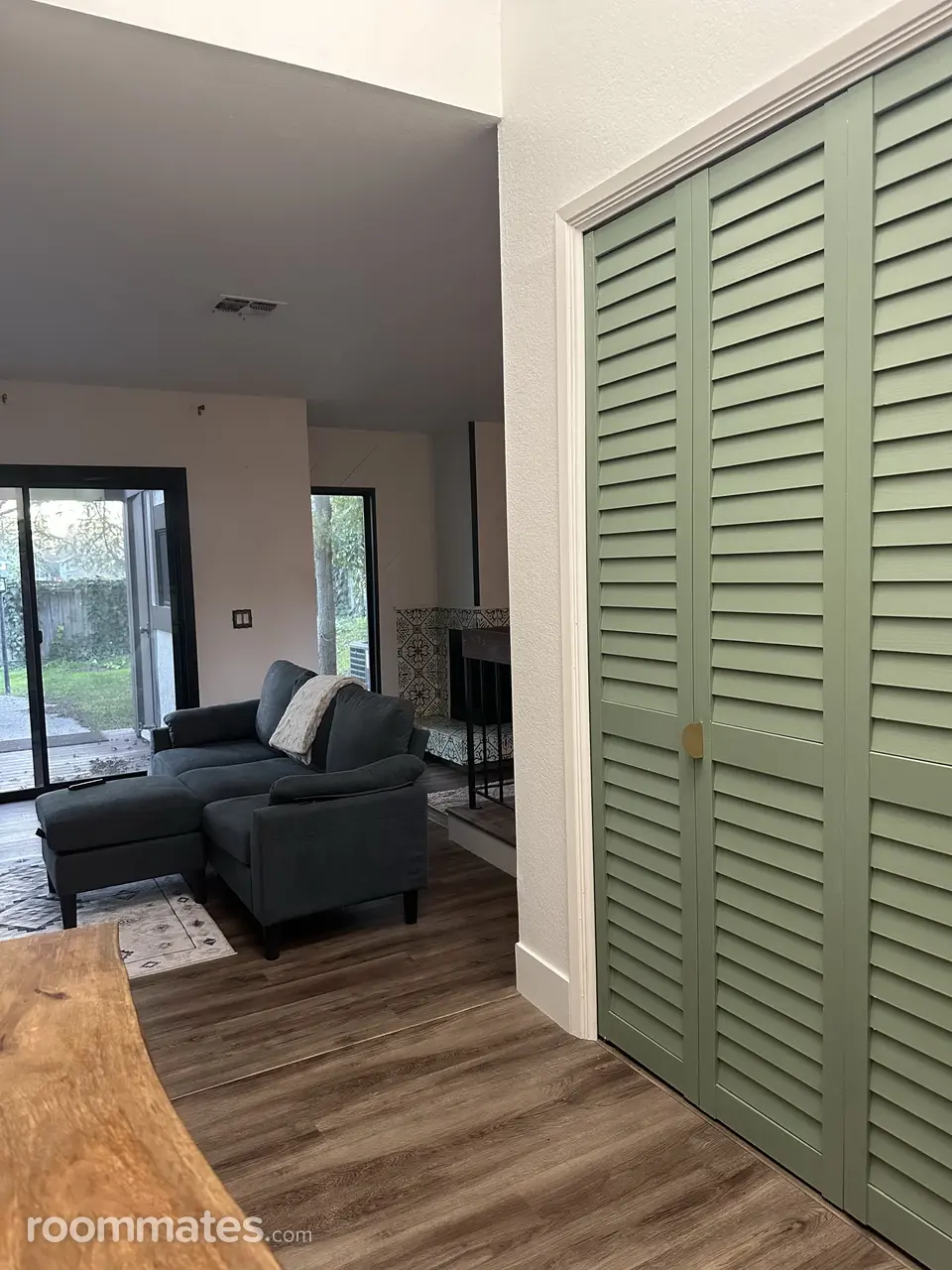 Profile photo 4 of 7