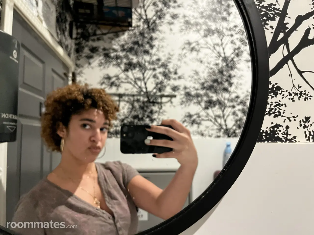 Profile photo 1 of 7