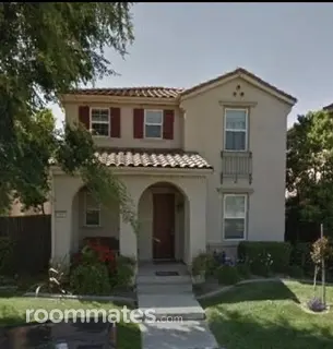 Room for rent in Sacramento, CA $1100, house